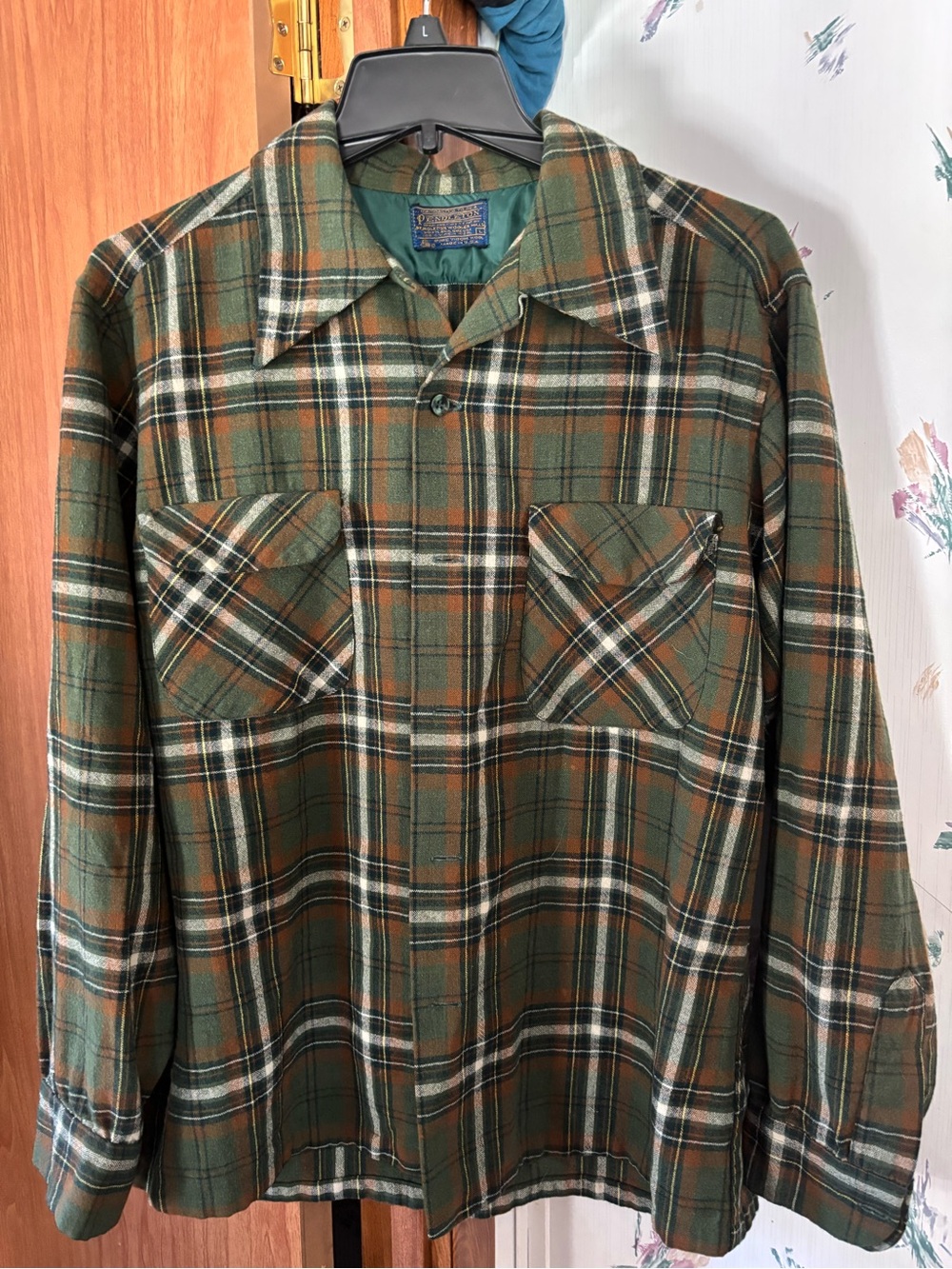 Vintage Pendleton Men’s Button Down Plaid Shirt